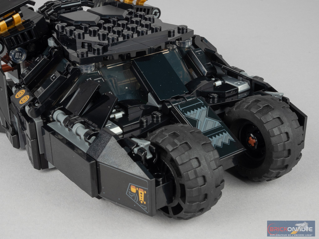 LEGO DC Comics - La Batmobile Tumbler : la confrontation avec l'Épouvantail  - 76239