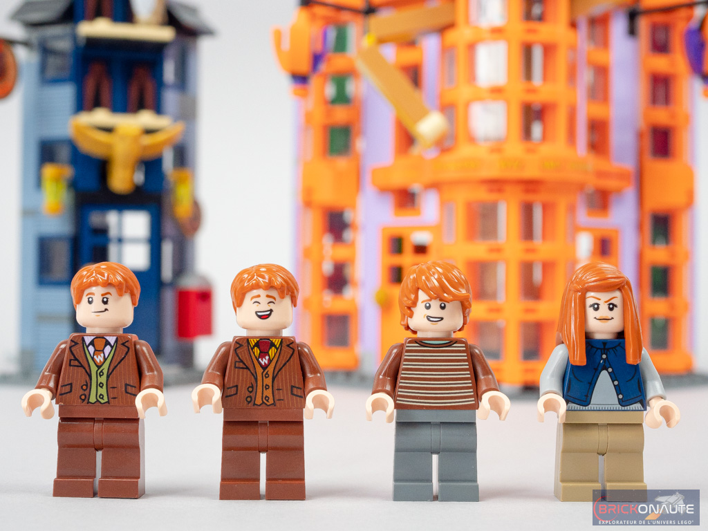 Les acteurs jumeaux Weasley découvrent LEGO Harry Potter 75978 Le chemin de  traverse