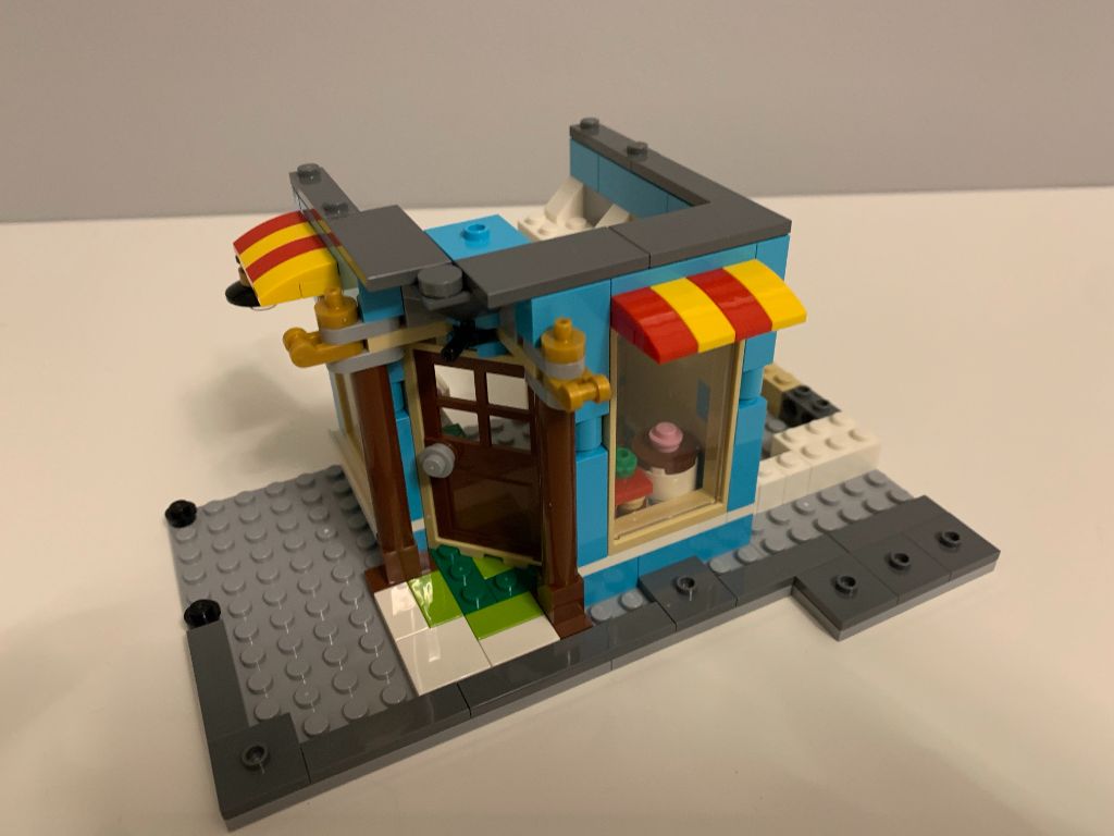 Lego best sale 31105 review