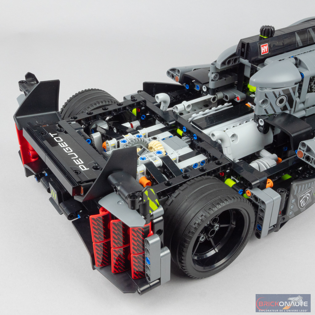 Lego technic 42156 peugeot 9x8 24h le mans hybrid hypercar, maquette de  voiture de course LEGO Pas Cher 