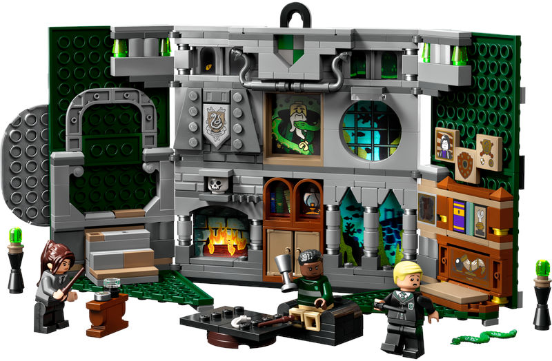 LEGO Harry Potter 2023 : la mise à jour du gros château Poudlard modulaire  - HelloBricks