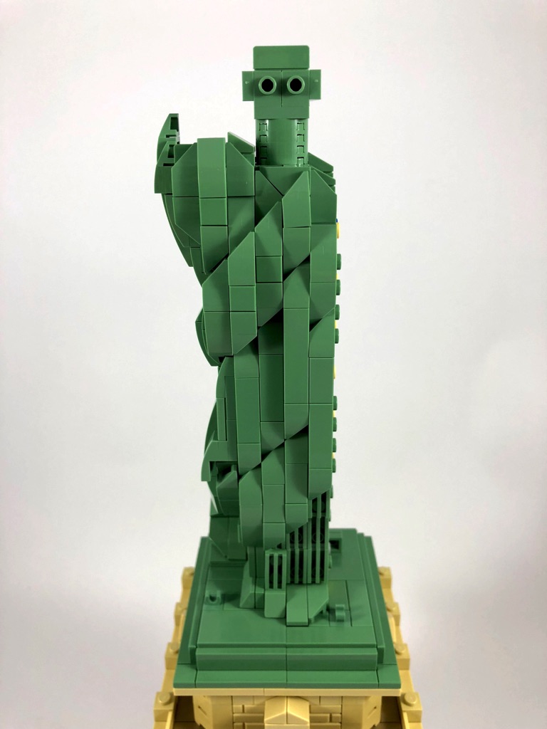 Statue of Liberty (LEGO Architecture - 21042) - Review - Brickonaute